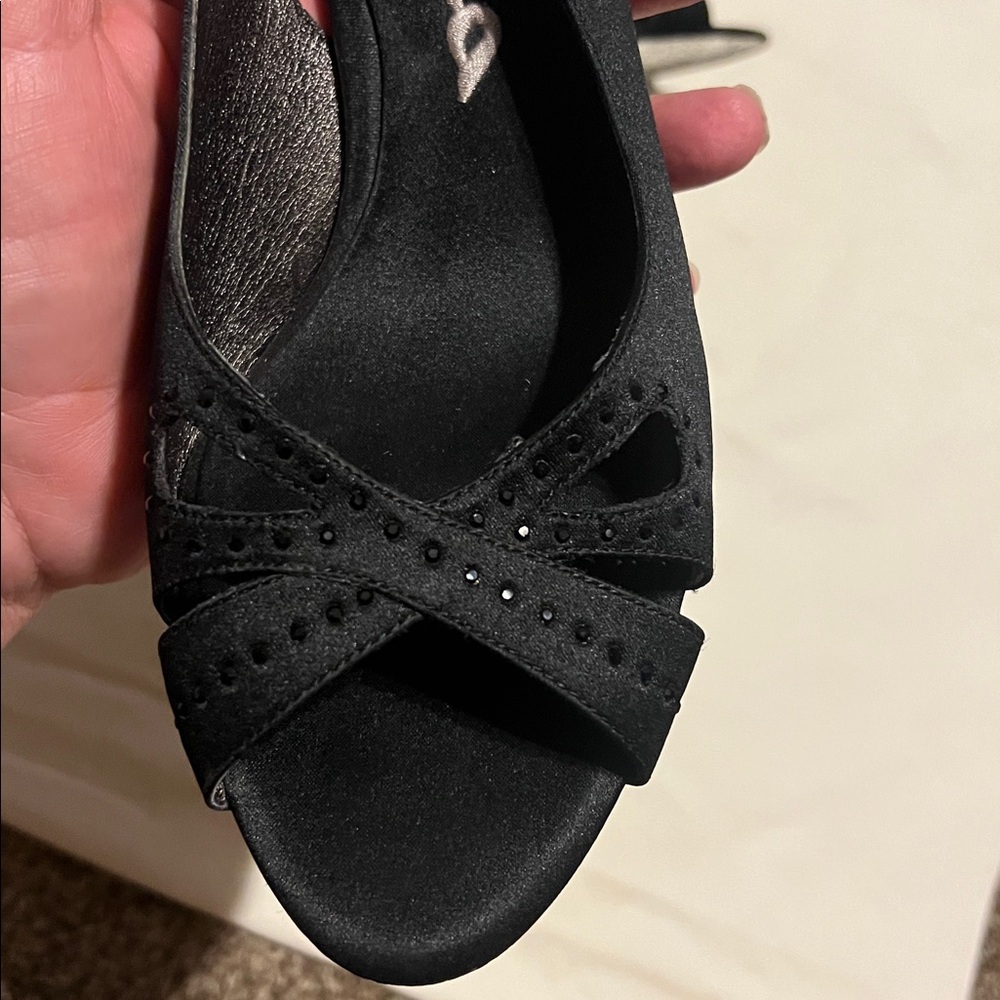 Nina black satin sling back peep toe heels genuine leather sole. - Picture 5 of 9